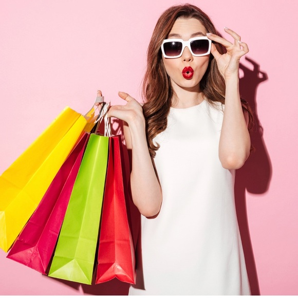 Find what you love 💕 Search/Filter 🔍 👀🔦 Posh Closets w/ease 💕 - Picture 6 of 10